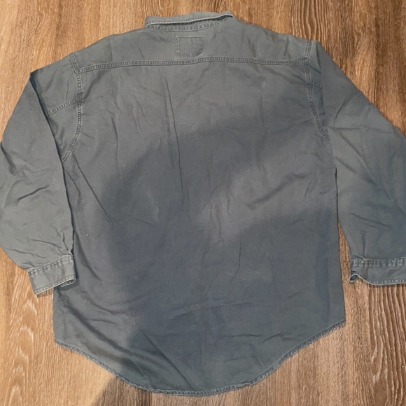 Vintage Levi’s Green button down - Picture 6 of 6